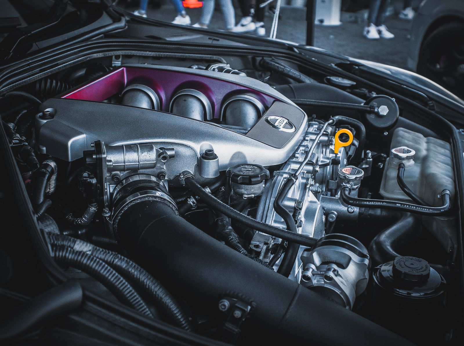 Compartiment moteur d'une voiture